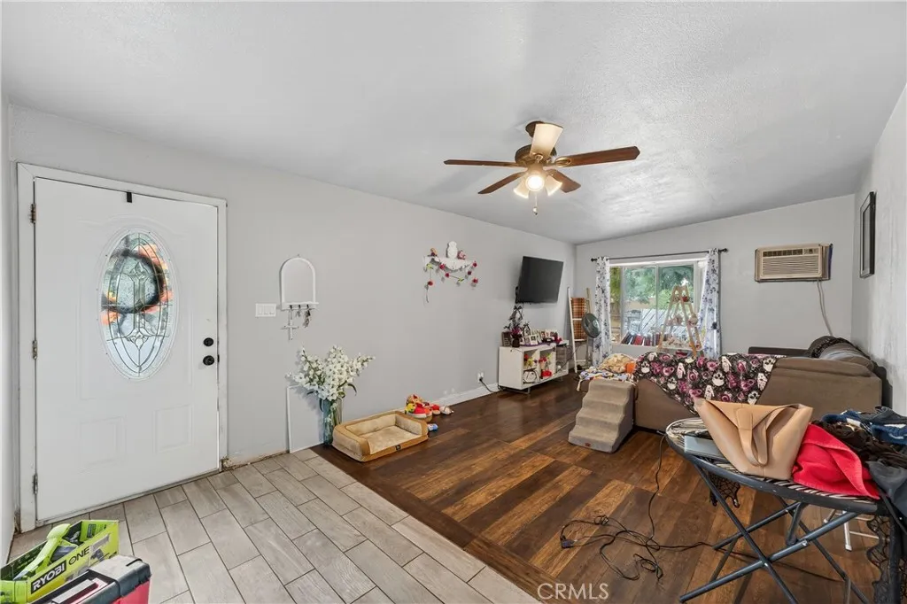 7411 Eddy, Jurupa Valley, California 92509 home-pic-40